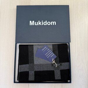 NWT Plaid Wool Blend Scarf